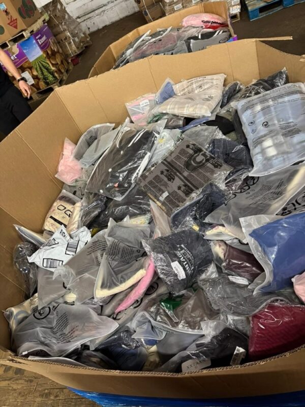 Amazon HPC & Clothing Pallets