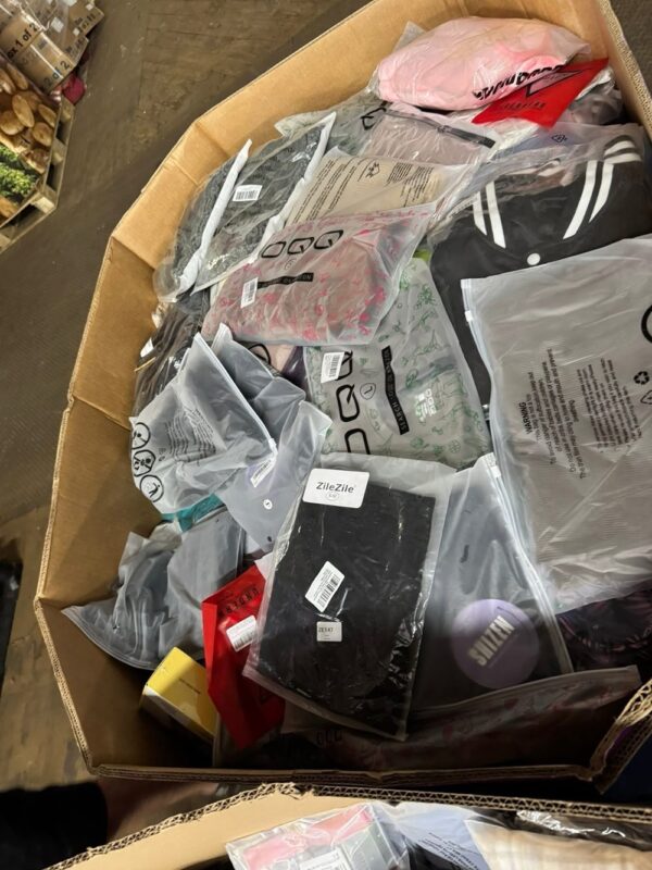 Amazon HPC & Clothing Pallets