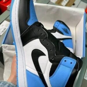 Buy Authentic Nike Shoe Pallets