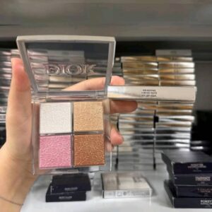 Buy Mixed Cosmetics & Makeup Pallet – 300 Pieces | Wholesale Beauty Products