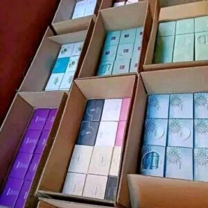 Mixed Branded Perfume Pallet